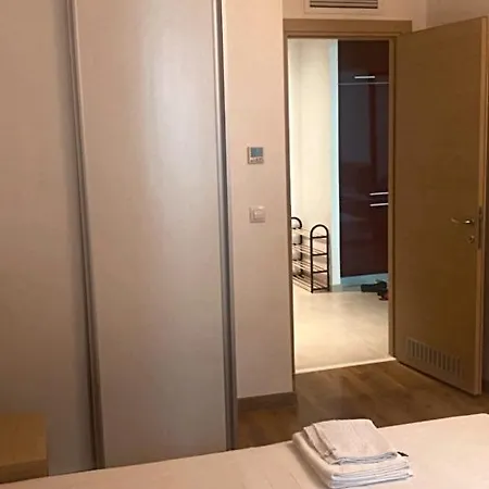 Апартаменты Dmt Regim Hotelier Rin *