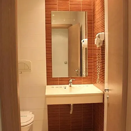 Апартаменты Dmt Regim Hotelier Rin *
