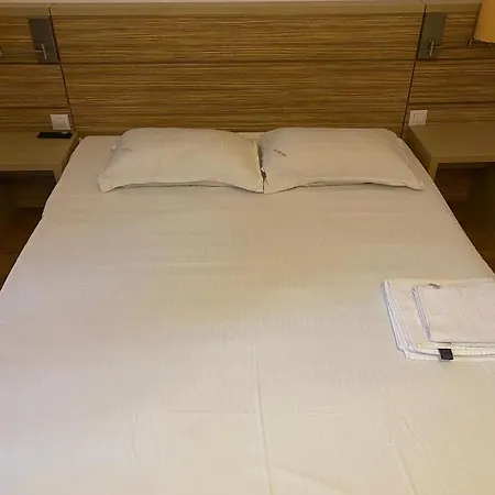 Dmt Regim Hotelier Rin Appartamento *