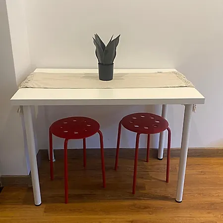 Dmt Regim Hotelier Rin * Boekarest