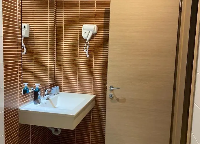 Dmt Regim Hotelier Rin Apartment *